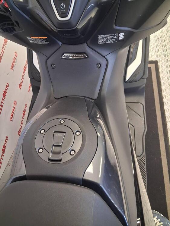 Yamaha T-Max 560 Tech Max (2022 - 24) (3)