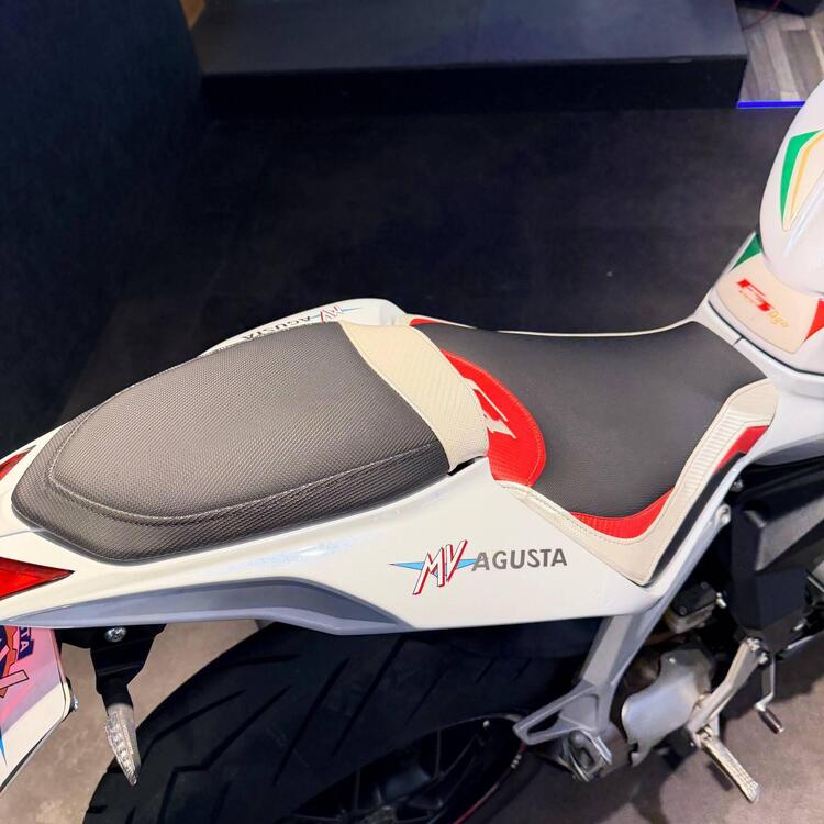MV Agusta F3 800 EAS ABS (2013 - 17) (4)