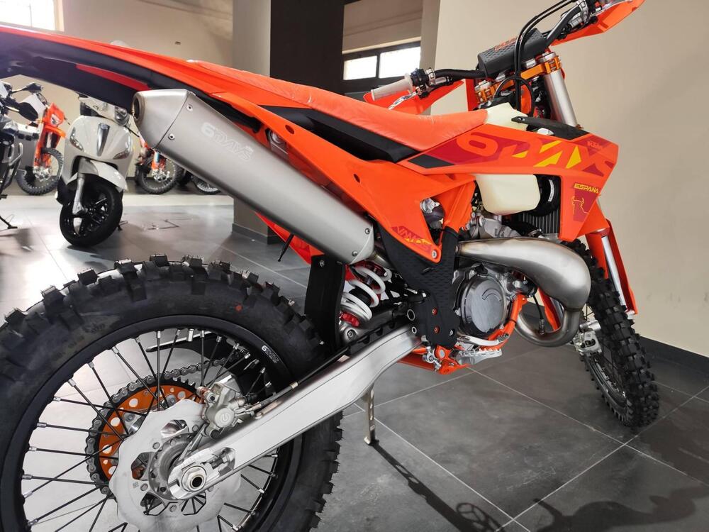 KTM 250 EXC Six Days (2025) (5)