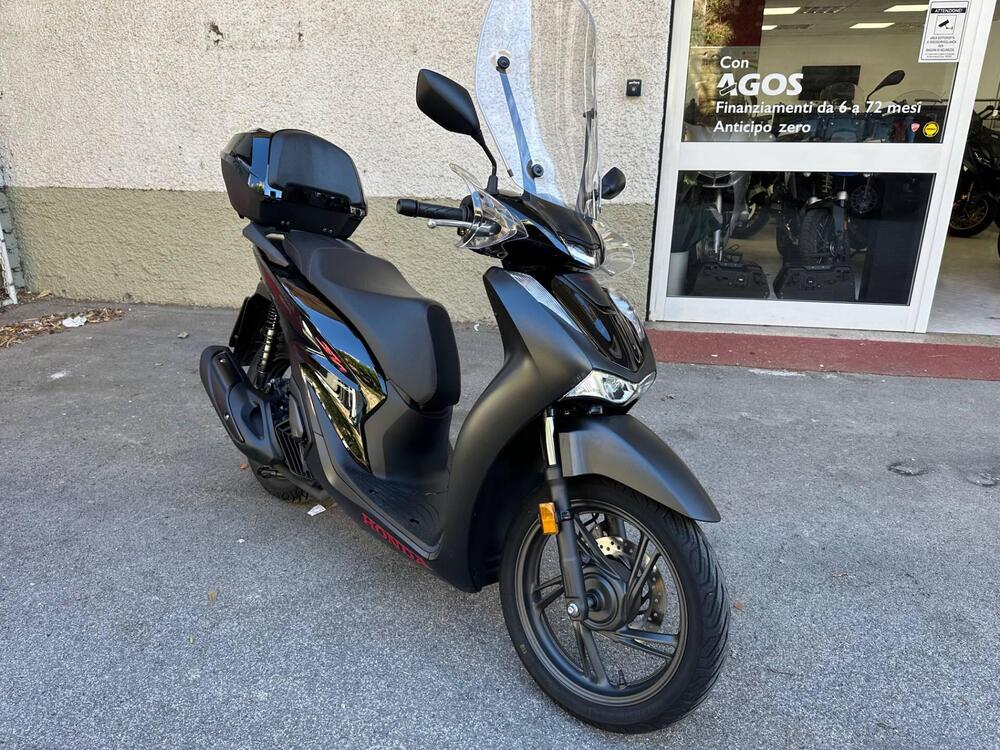 Honda SH 150 Sport (2026) (2)