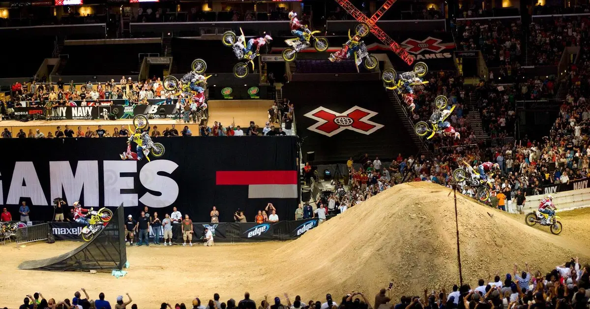 Travis Pastrana ai raggi X: quando l'essere umano diventa cyborg