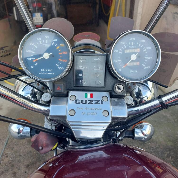 Moto Guzzi California 3 serie 70 anniversario 31di100 (5)