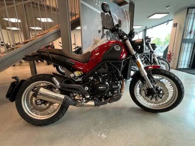 Benelli Leoncino 500 Trail (2021 - 26) (5)