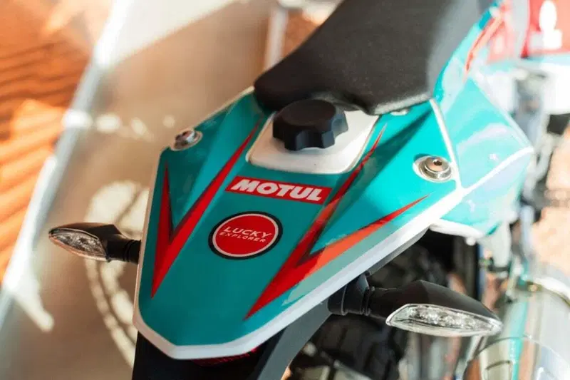 Kove 450 Rally Lucky Explorer Replica (2025 - 26) (7)