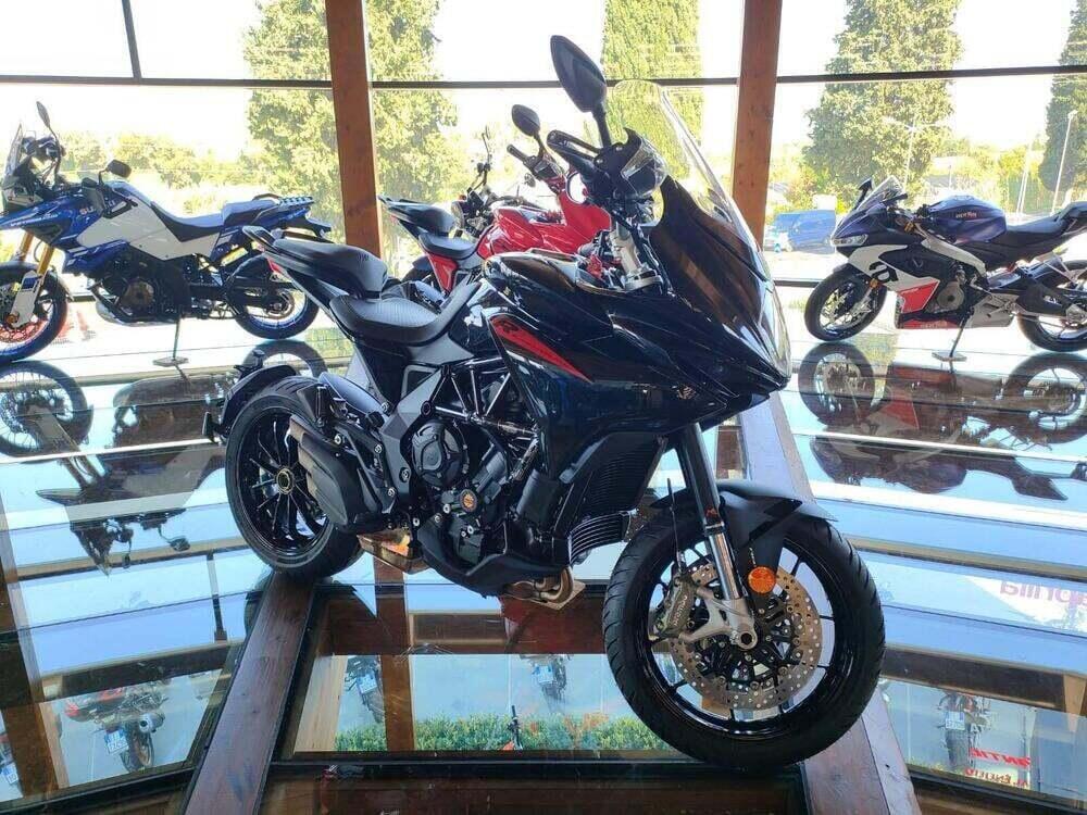 MV Agusta Turismo Veloce 800 R (2023 - 25)