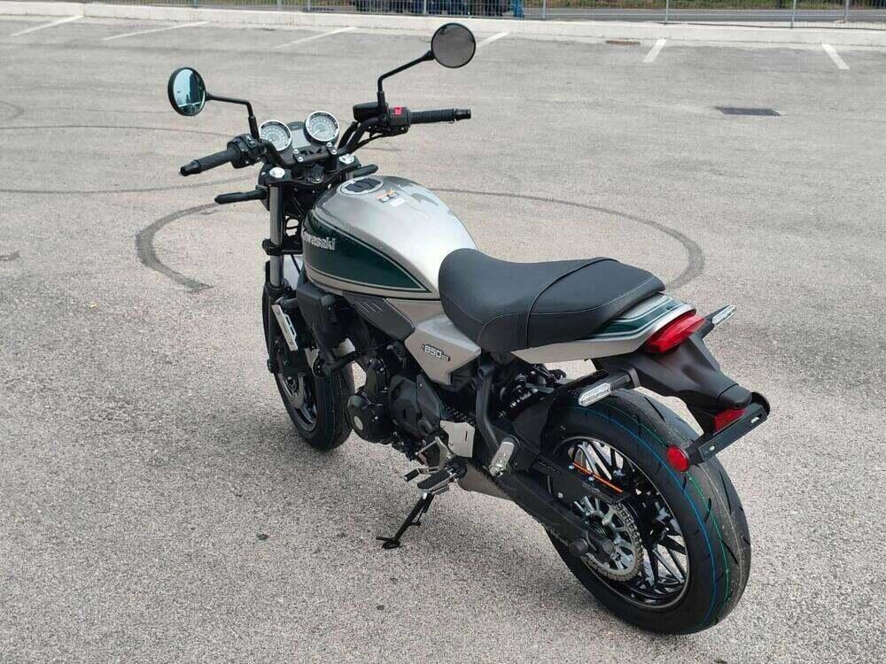 Kawasaki Z 650 RS (2025 - 26) (5)