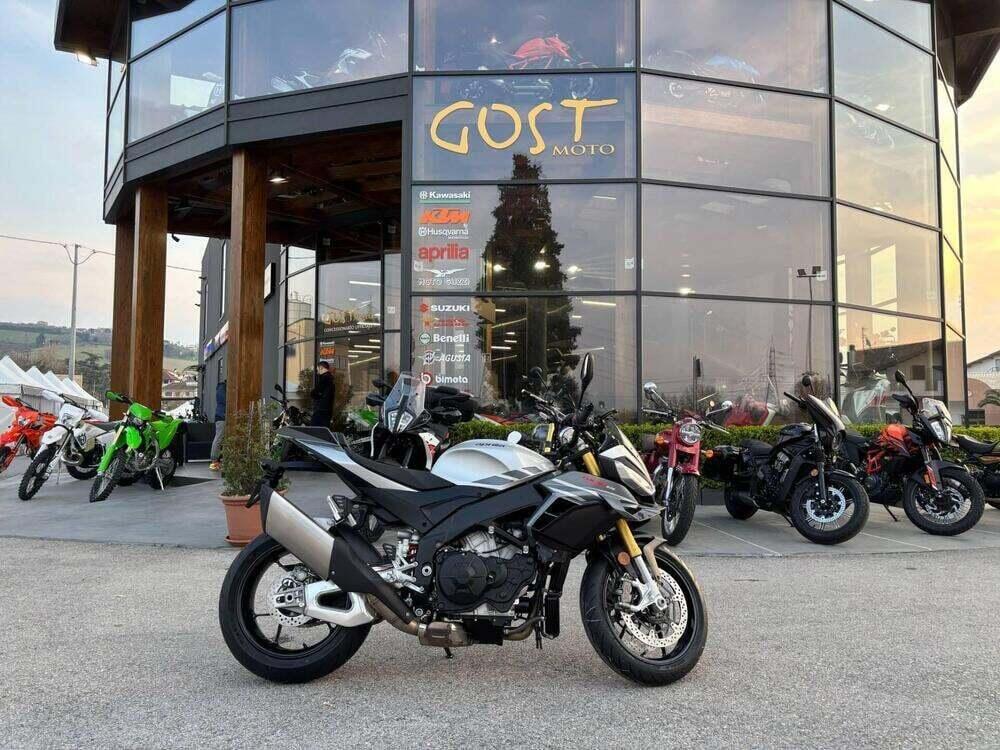 Aprilia Tuono V4 (2025)