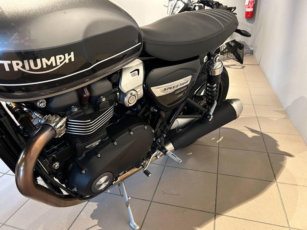 Triumph Speed Twin 1200 (2019 - 20) (3)