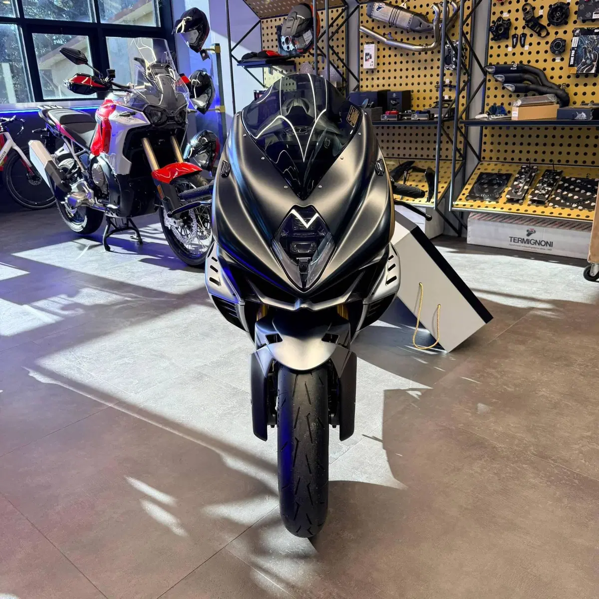 MV Agusta F3 800 Competizione (2025 - 26) (3)