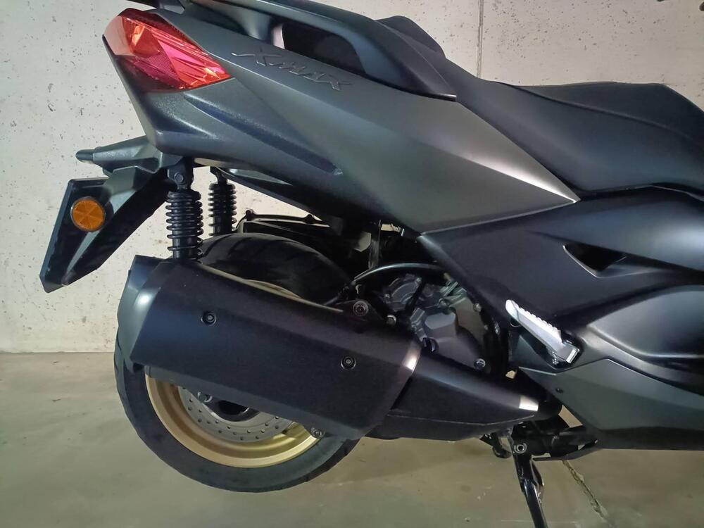 Yamaha X-Max 300 Tech Max (2020) (4)