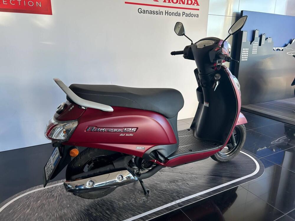 Suzuki Address 125 (2025) (2)