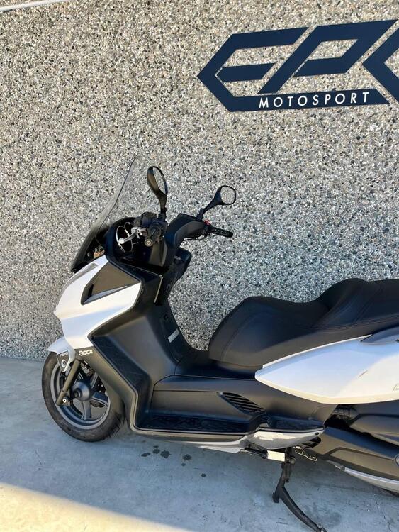 Kymco Downtown 300i ABS (2009 - 17) (4)