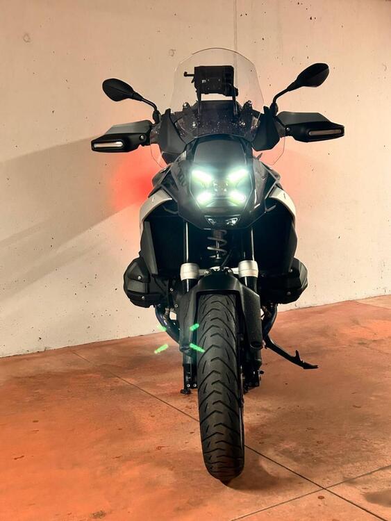 Bmw R 1300 GS Triple Black (2023 - 25) (3)