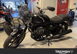Moto Guzzi V7 Stone (2025) usata