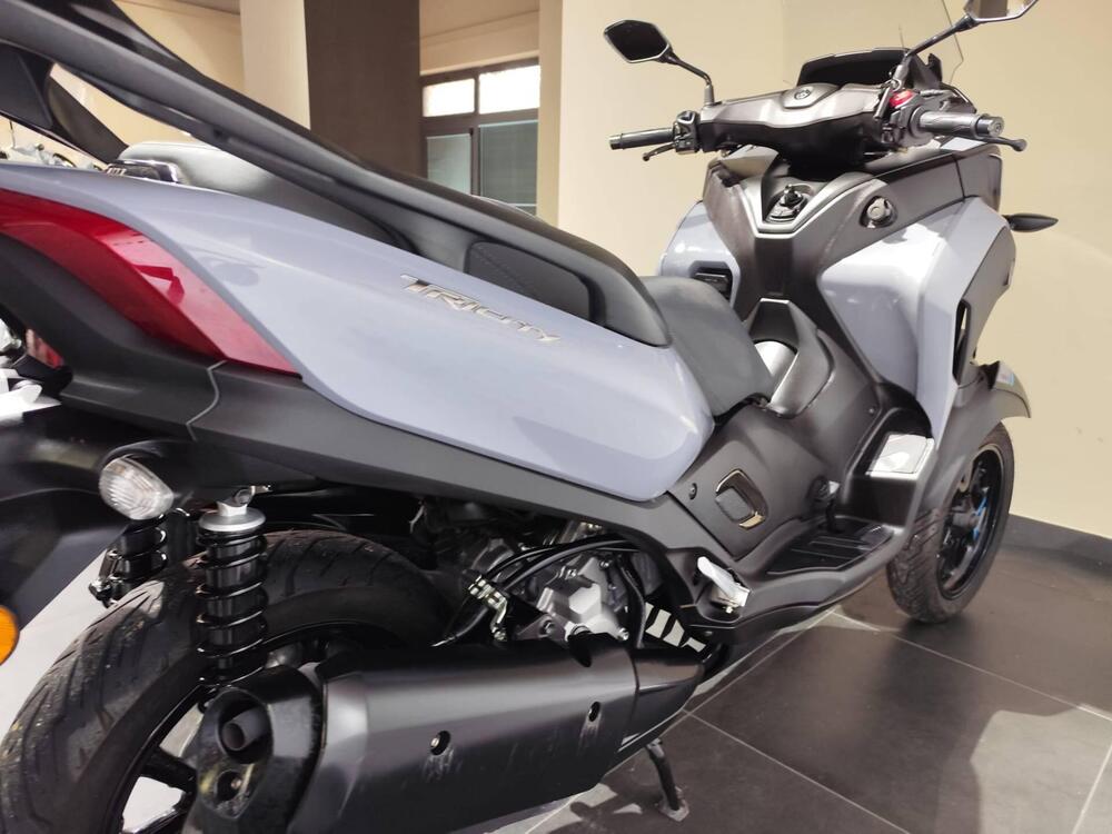 Yamaha Tricity 300 (2021 - 24) (5)