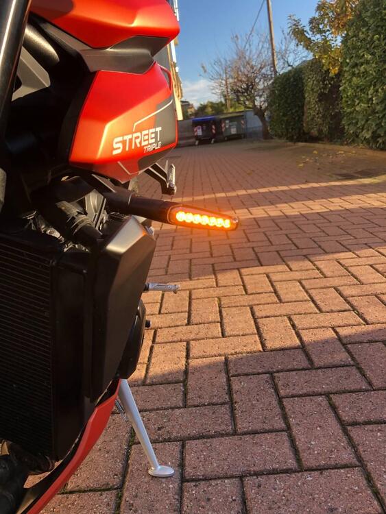 Triumph Street Triple 765 R A2 (2024 - 25) (5)