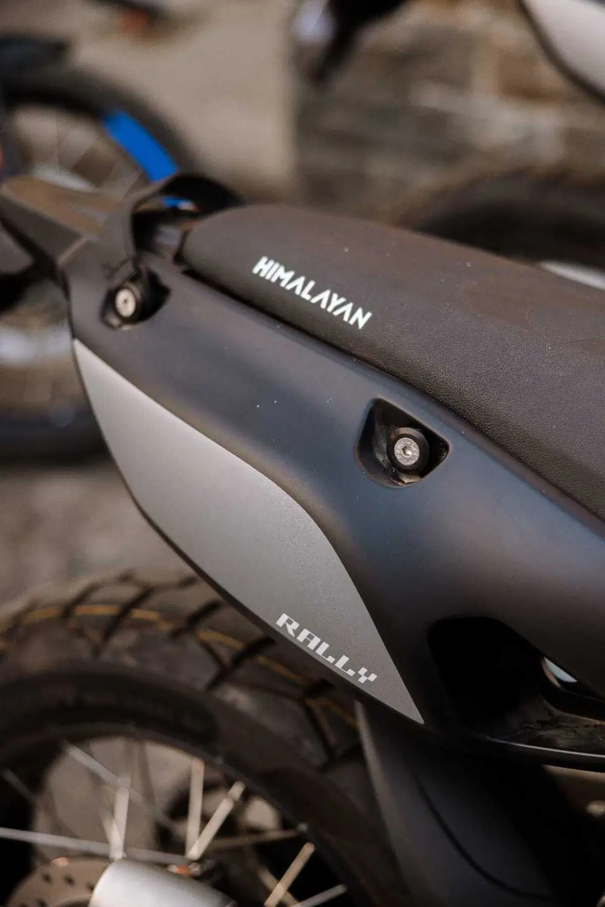 Royal Enfield Himalayan 450 Mana Black: pronta per i Rally? [VIDEO & GALLERY] (2)