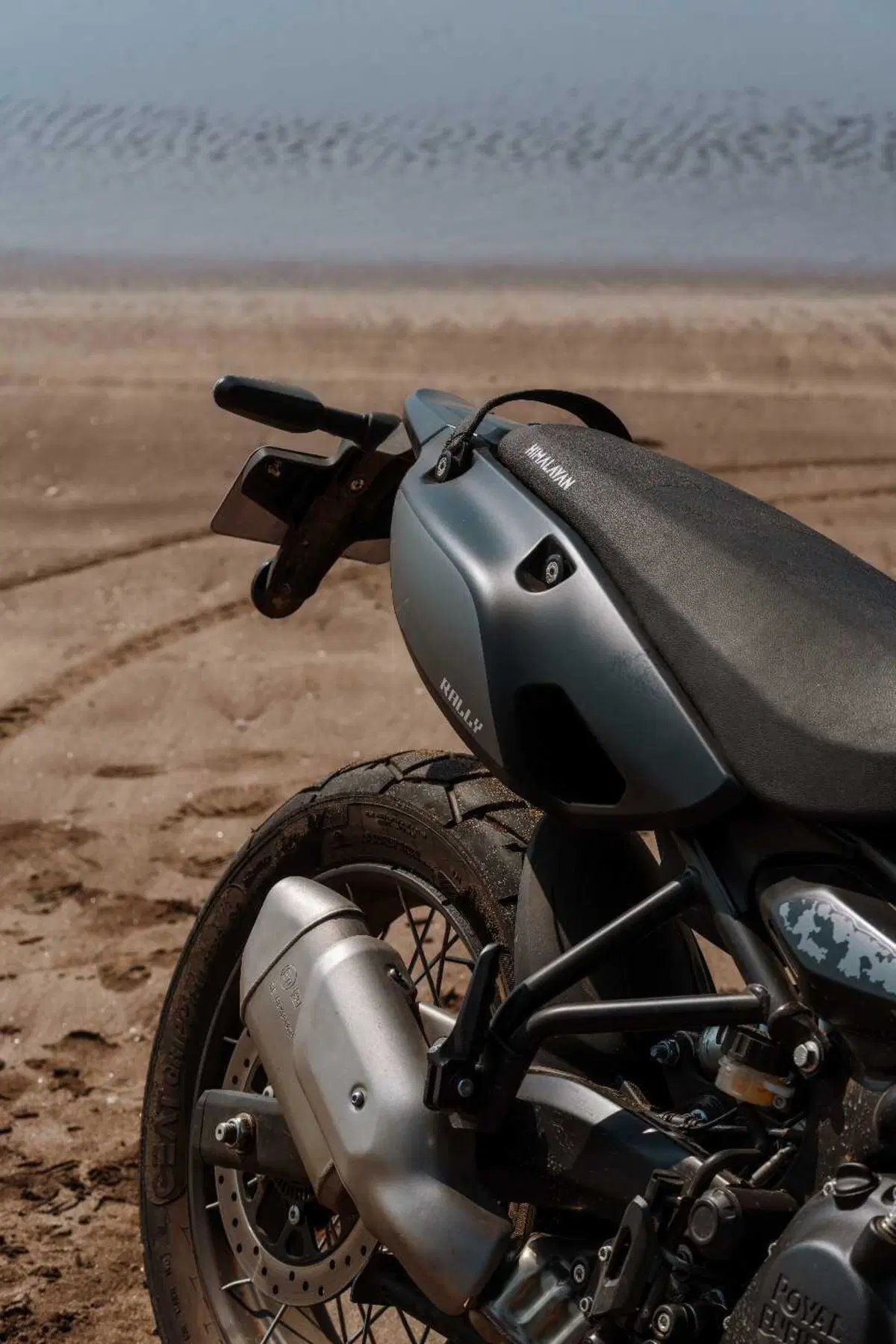 Royal Enfield Himalayan 450 Mana Black: pronta per i Rally? [VIDEO & GALLERY] (5)