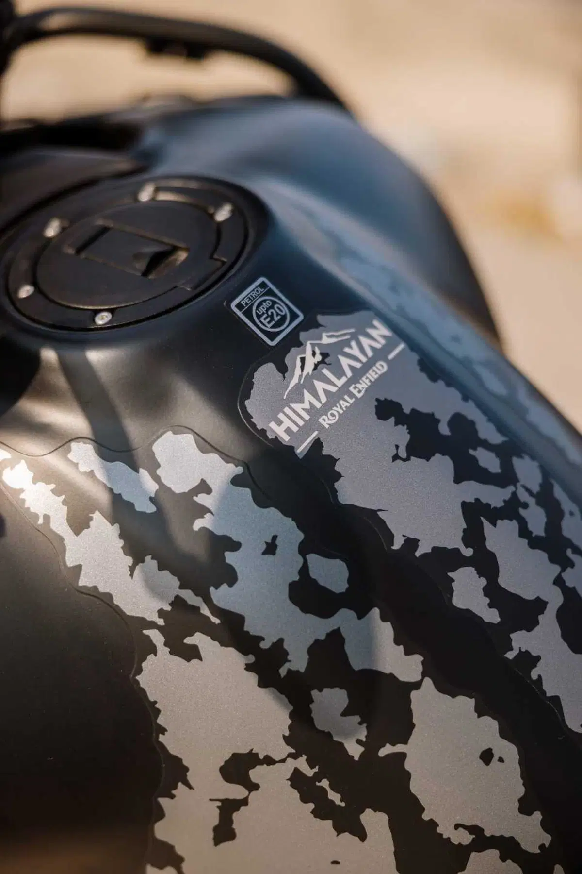 Royal Enfield Himalayan 450 Mana Black: pronta per i Rally? [VIDEO & GALLERY] (9)
