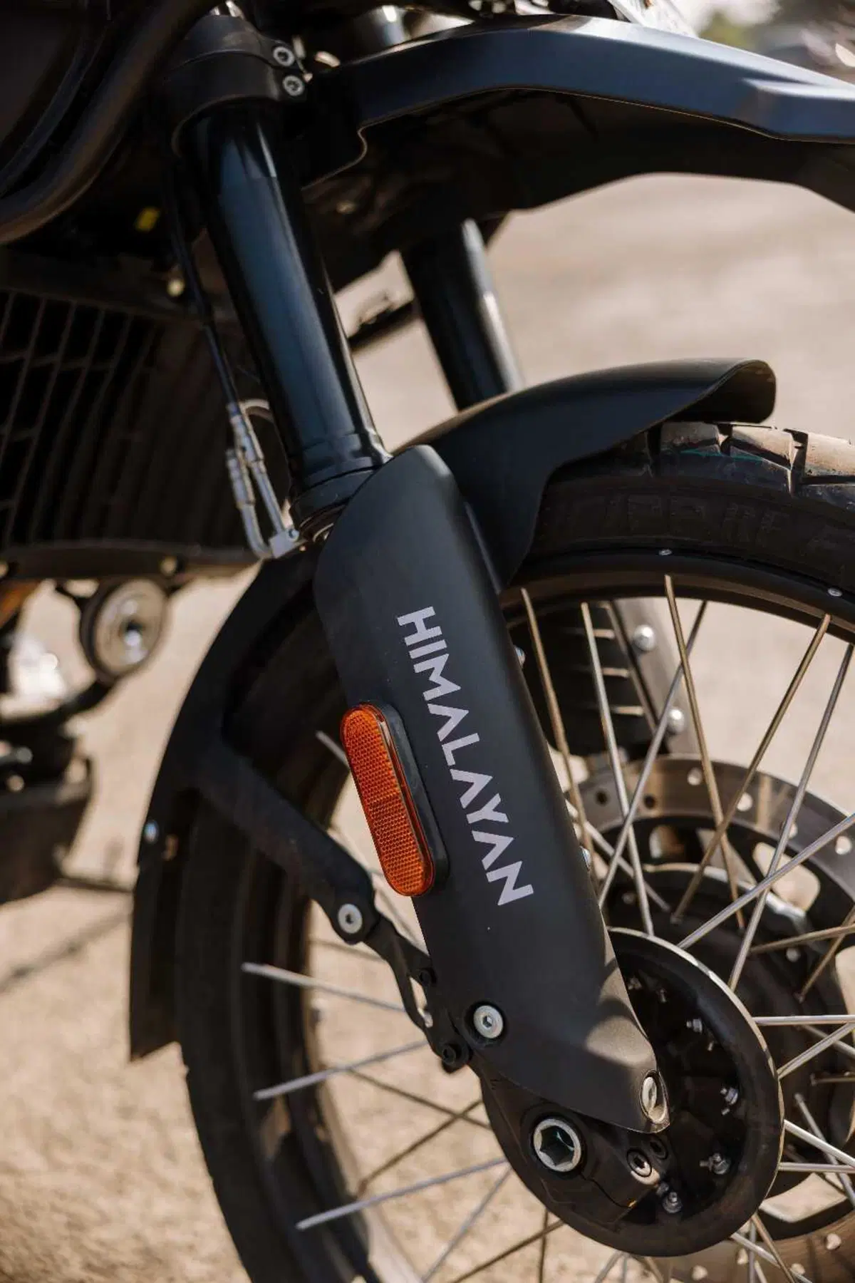 Royal Enfield Himalayan 450 Mana Black: pronta per i Rally? [VIDEO & GALLERY] (10)