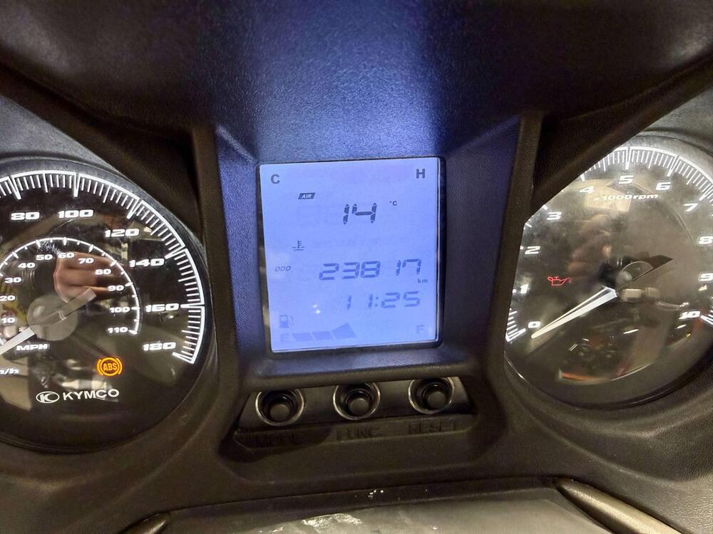 Kymco X-Town 300i ABS (2016 - 20) (5)