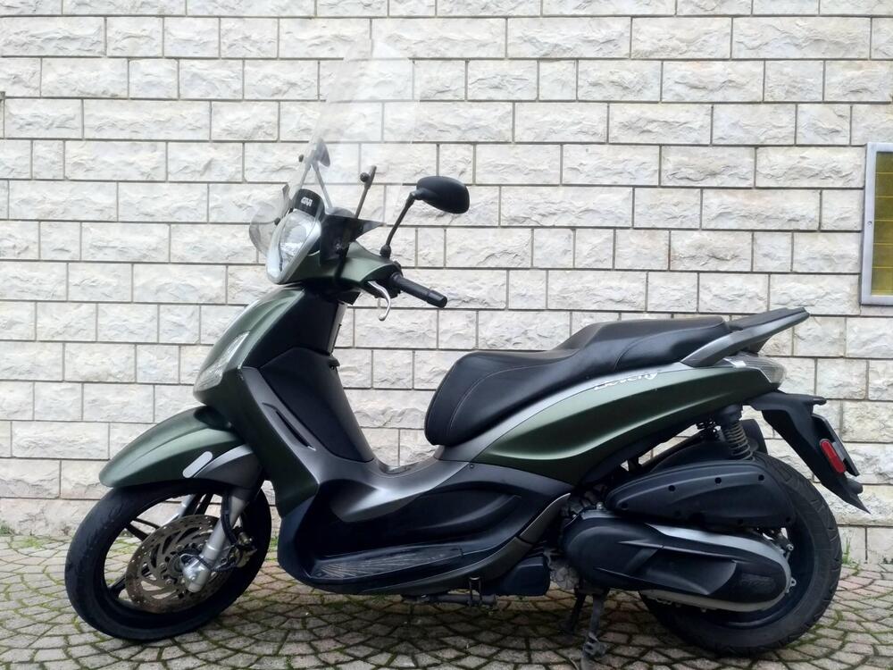 Piaggio Beverly 350 ABS (2016 - 20)