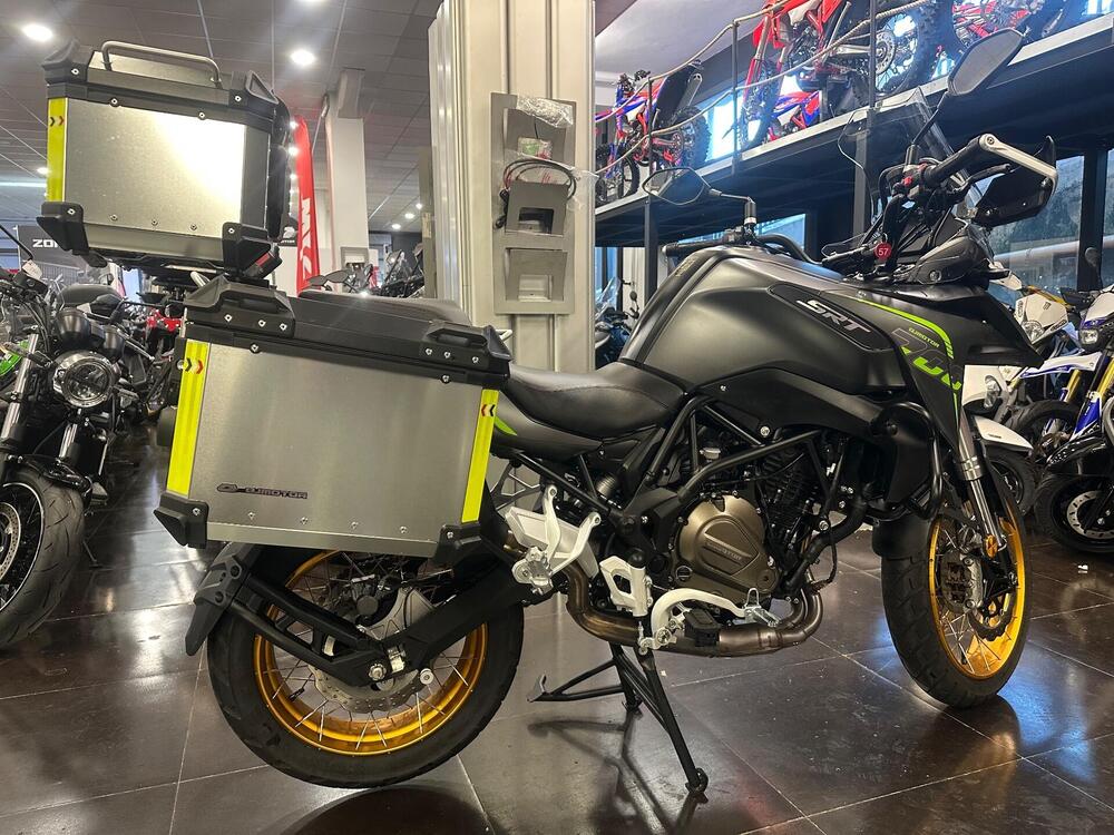 QJ Motor SRT 700 X (2024 - 25) (5)