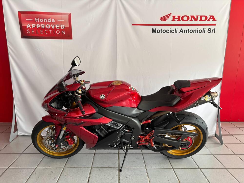 Yamaha YZF R1 (2006 - 07) (2)