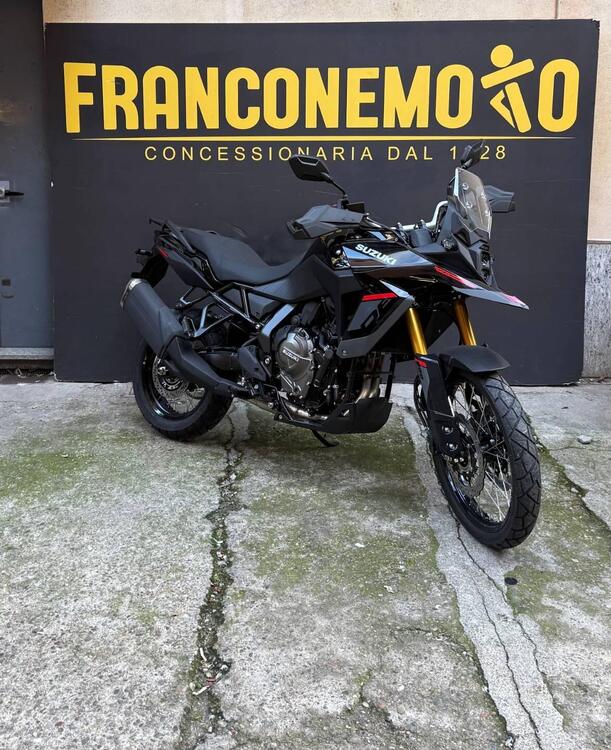 Suzuki V-Strom 800DE (2025)