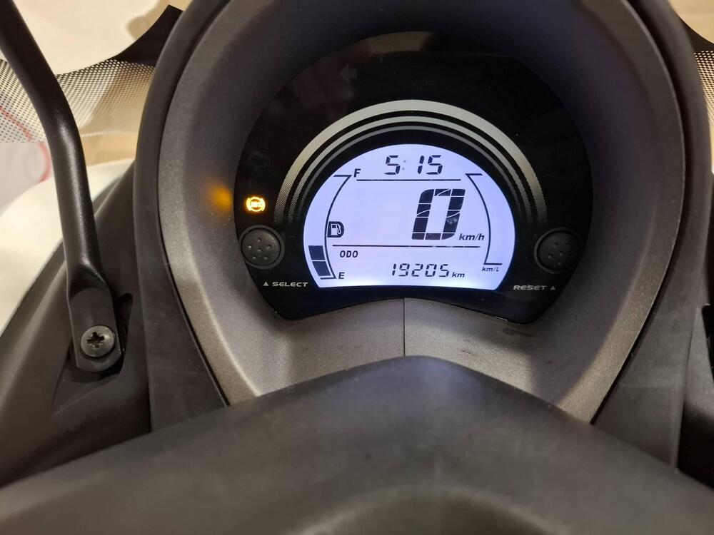 Yamaha N-Max 155 (2017 - 20) (3)