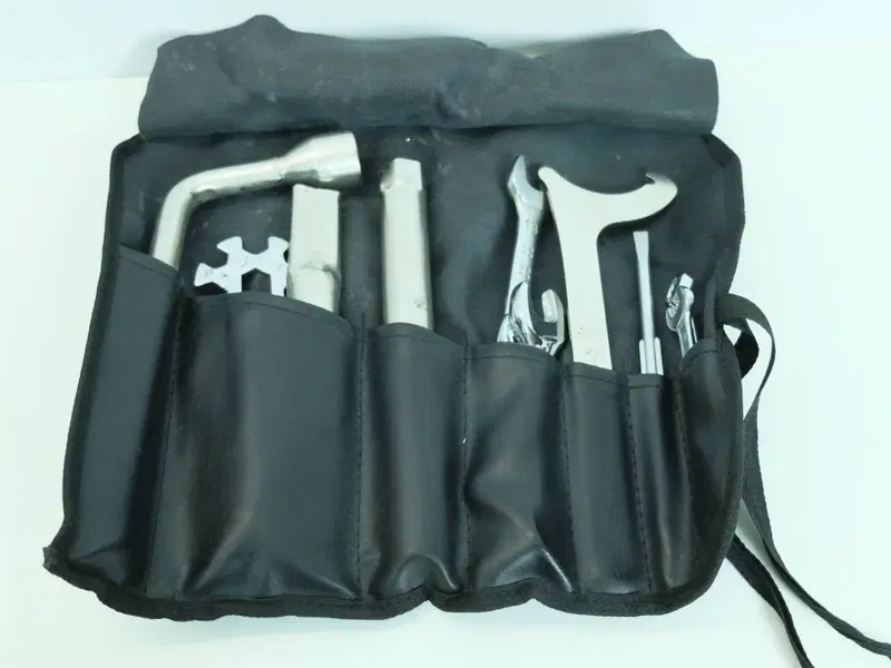 Kit attrezzi BMW R 1150 GS Adventure (4)