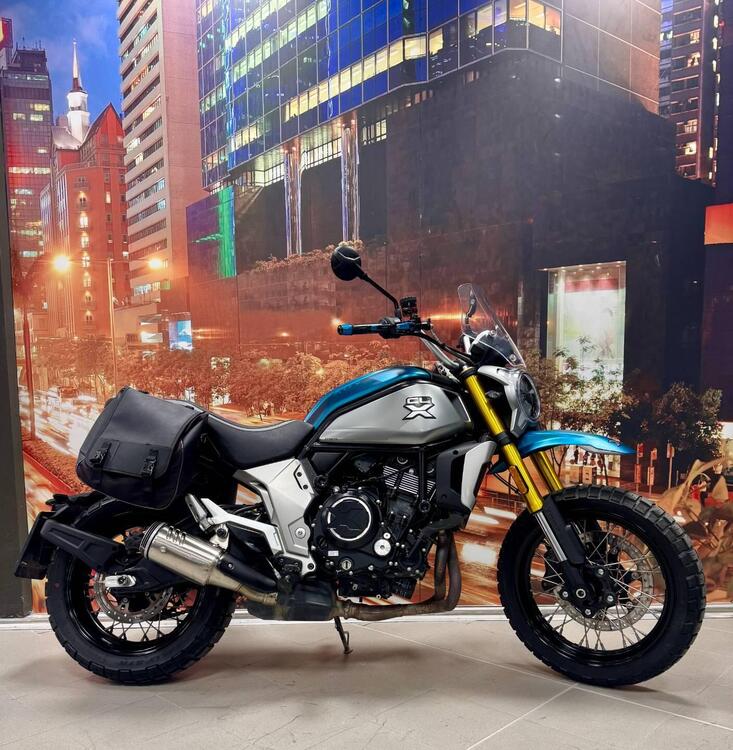 CFMOTO 700CL-X Adventure (2023 - 25)