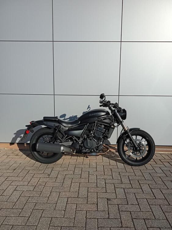 Kawasaki Eliminator 500 (2024 - 26) (4)