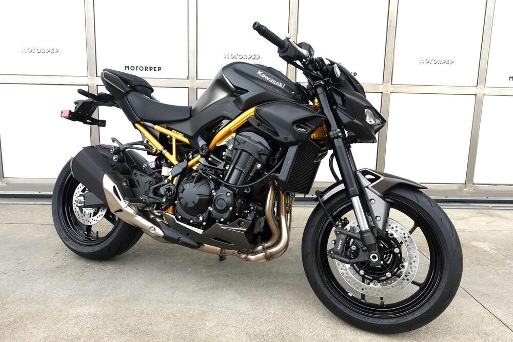 Kawasaki Z 900 (2025 - 26) (3)