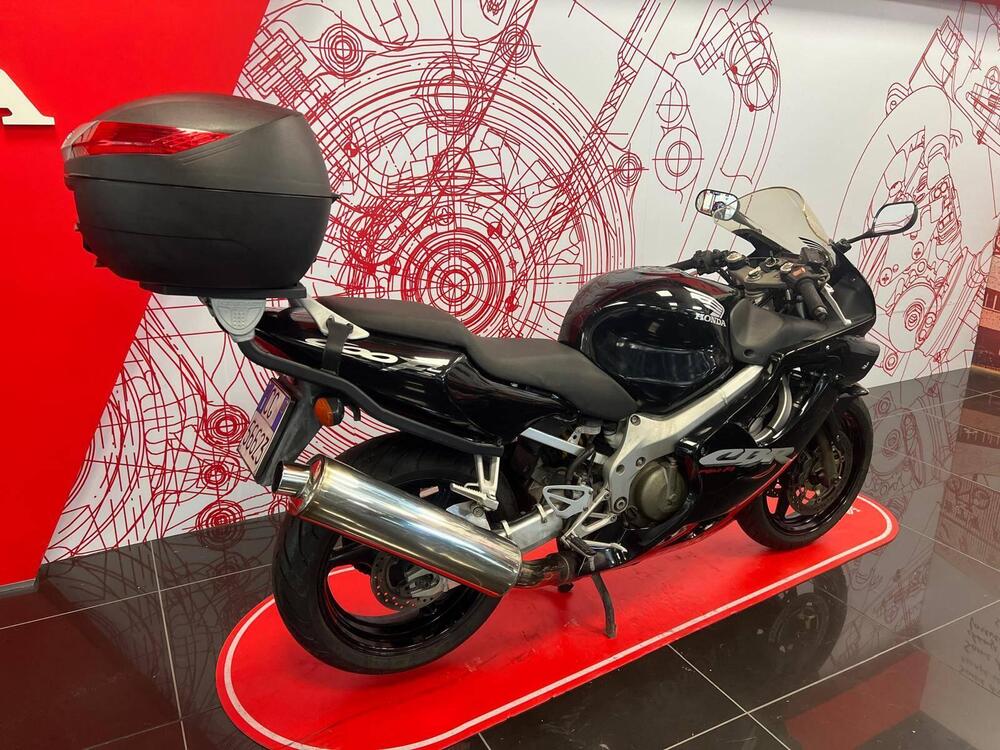 Honda CBR 600 F (2001 - 06) (3)