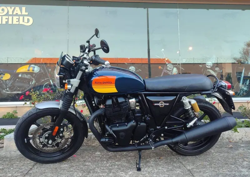 Royal Enfield Interceptor 650 (2021 - 26) (7)