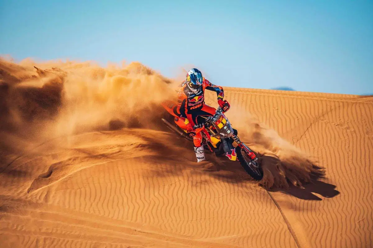 Dakar 2026. KTM, un tridente affilato per confermare (17)