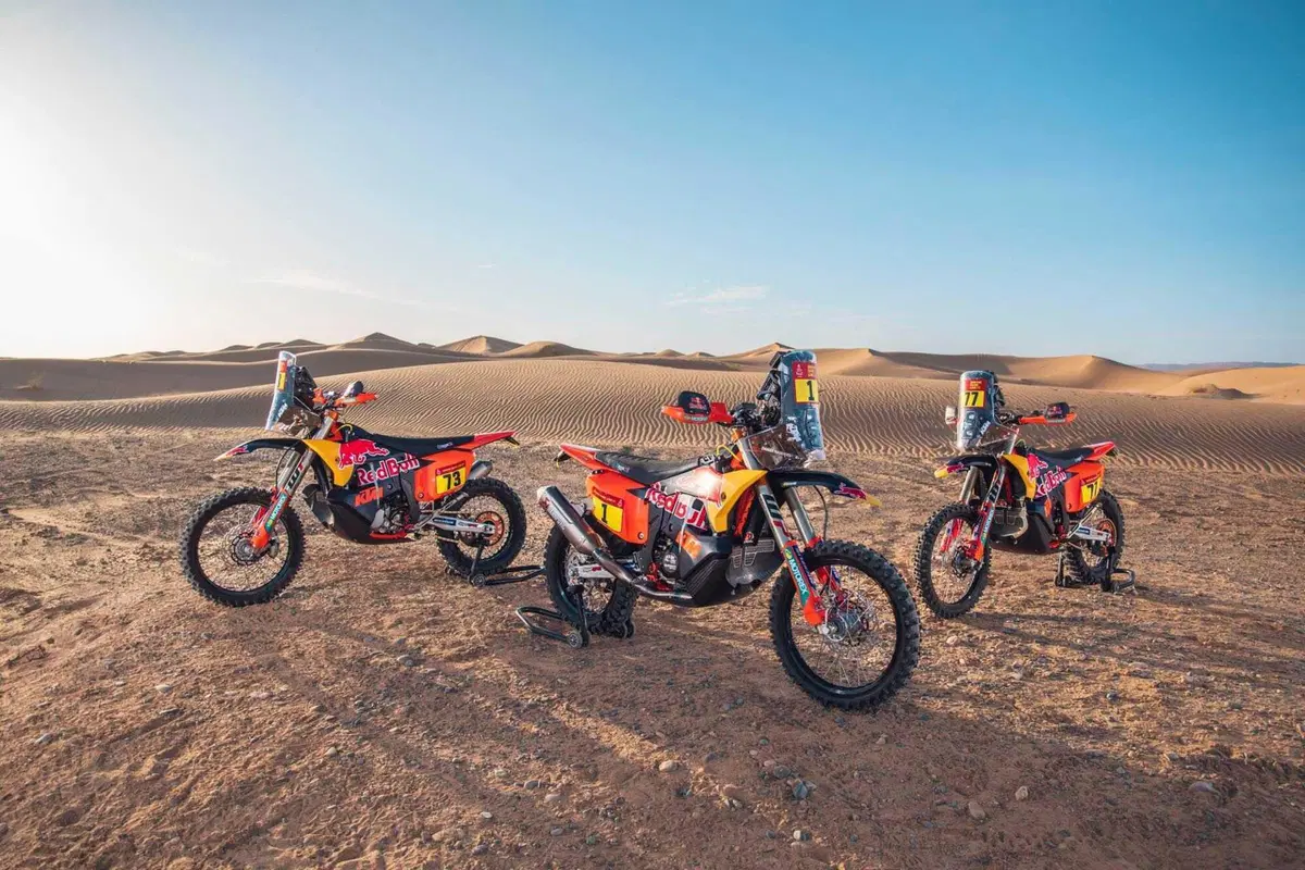 Dakar 2026. KTM, un tridente affilato per confermare (18)