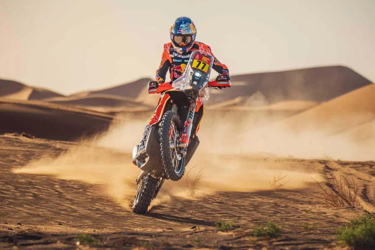 Dakar 2026. KTM, un tridente affilato per confermare (20)