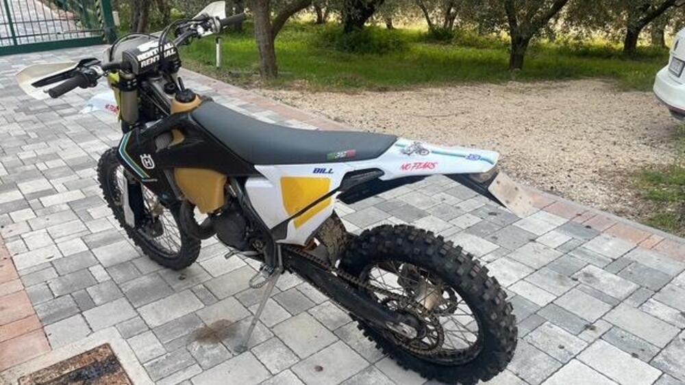 Husqvarna TE 300i (2022) (2)