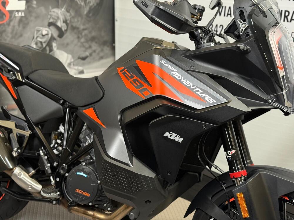 KTM 1290 Super Adventure S (2022 - 25) (3)