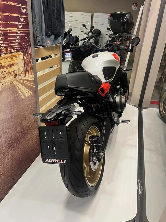 Yamaha XSR 900 (2022 - 25) (5)