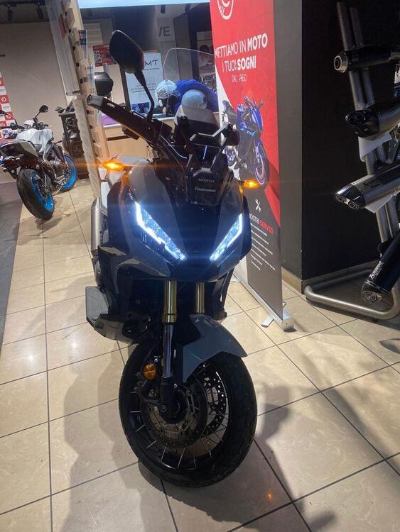 Honda X-ADV 750 DCT (2021 - 24) (2)