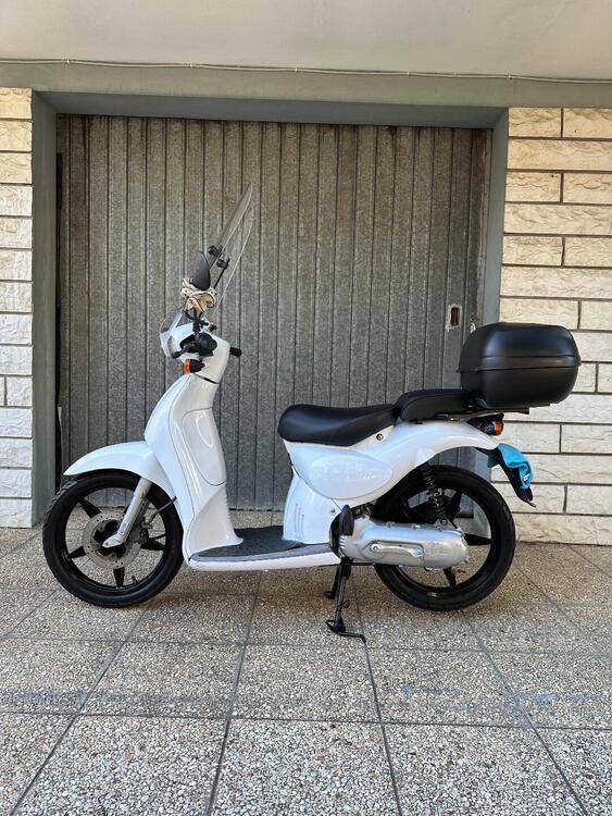 Aprilia Scarabeo 50 (1994 - 99) (2)