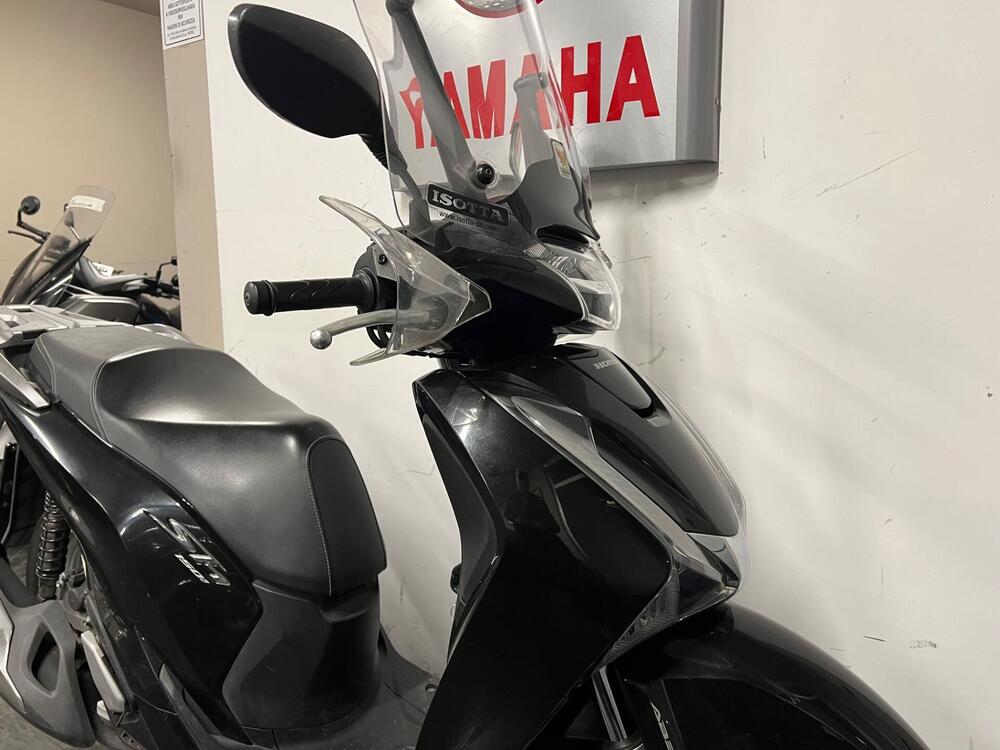 Honda SH 150 i (2017 - 19) (2)