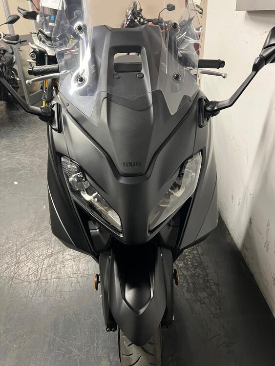 Yamaha T-Max 560 (2022 - 24) (3)