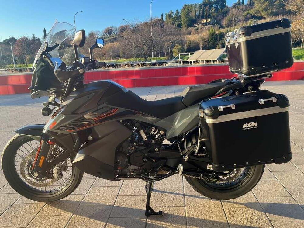 KTM 890 Adventure (2022) (3)