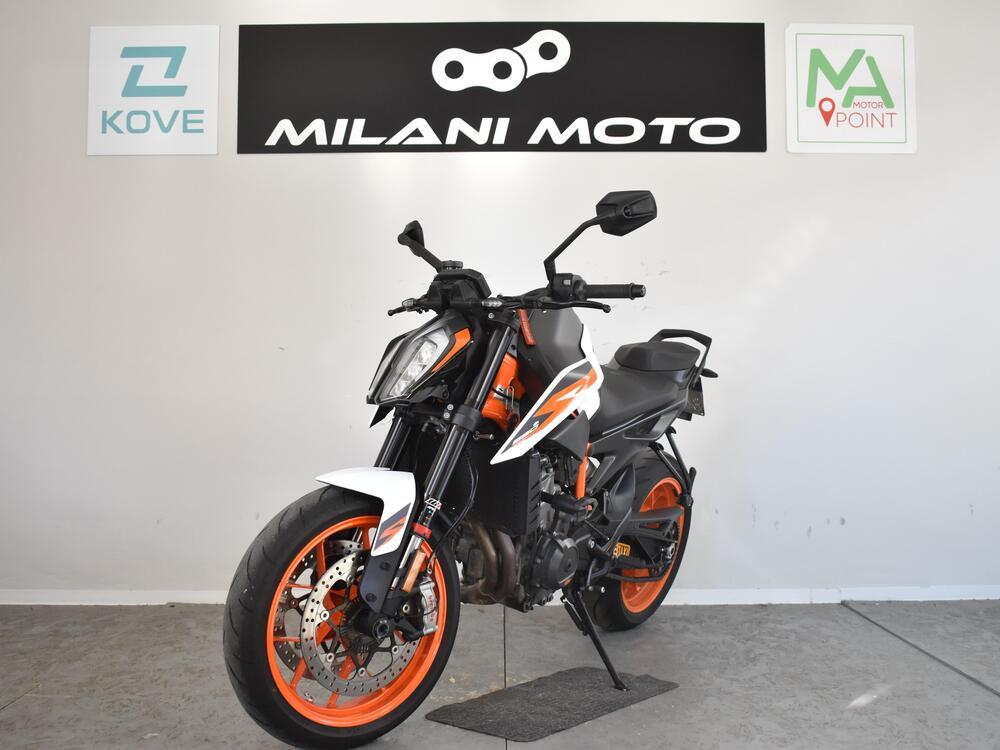 KTM 890 Duke R (2020) (3)