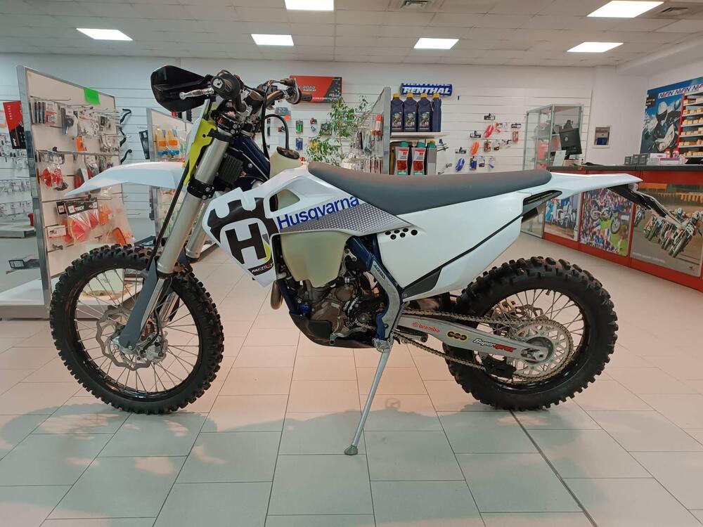 Husqvarna FE 250 (2020) (2)
