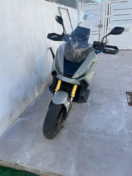 Honda X-ADV 750 Travel (2025)